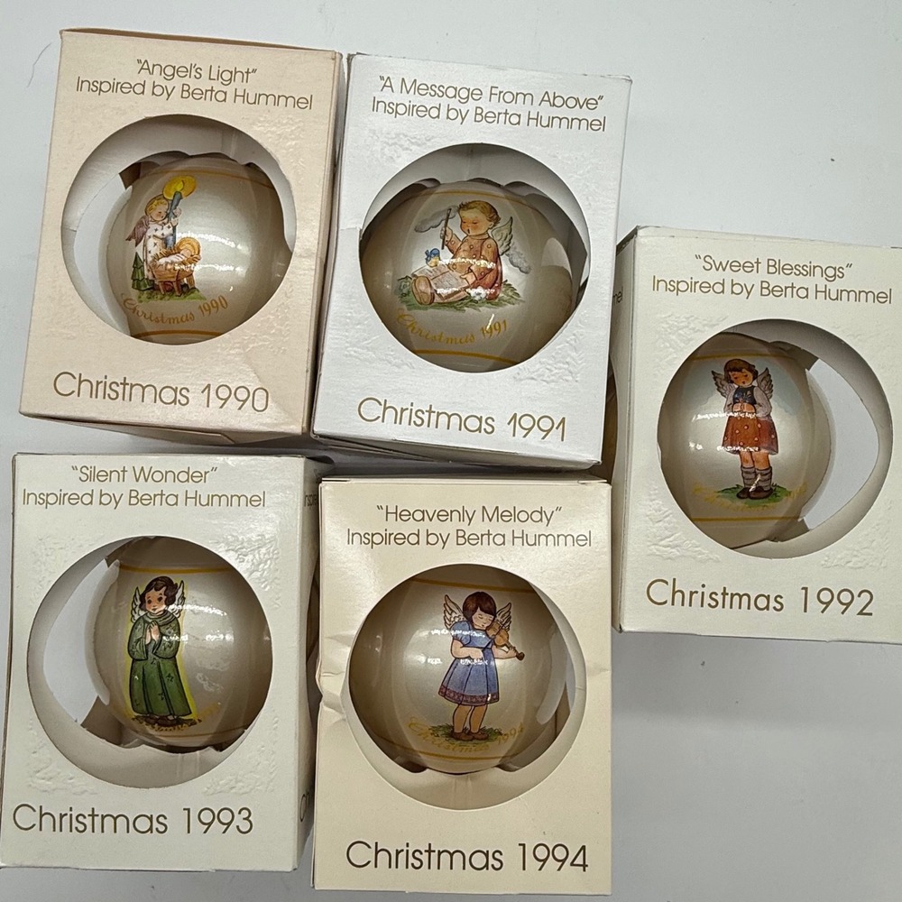 VTG Berta Hummel‎ Inspired Christmas Ornament Collection Set of 5 Angels 90s